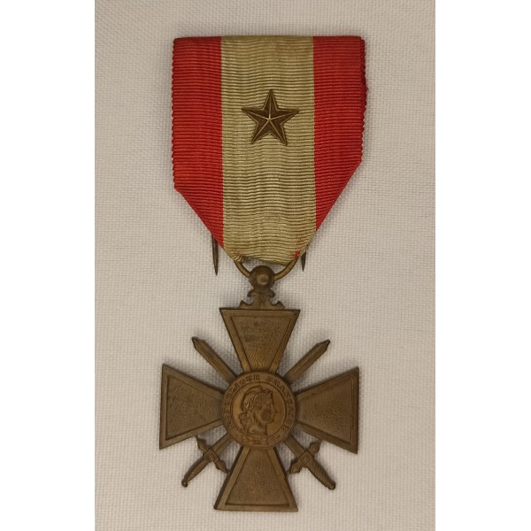 Médaille croix de guerre  toe 14/18