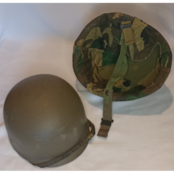 Casque us m1 troupes d'occupation us army en allemagne 1974