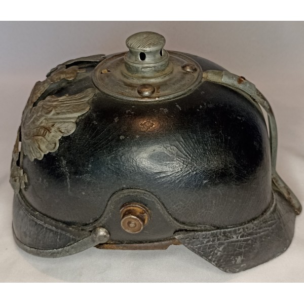 Casque à pointe allemand model 15 ww1 à compléter