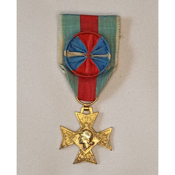 Médaille ordre officier du mérite militaire