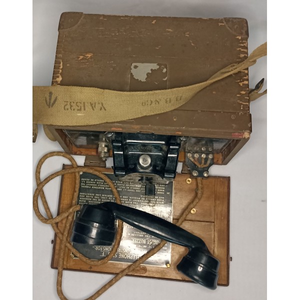 Téléphone de campagne portatif anglais mkii 39/45 ww2