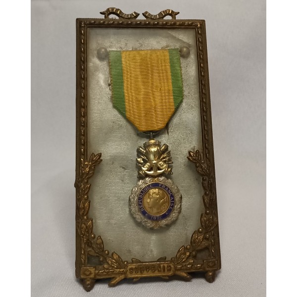 Médaille militaire 14/18 poilu souvenir ww1