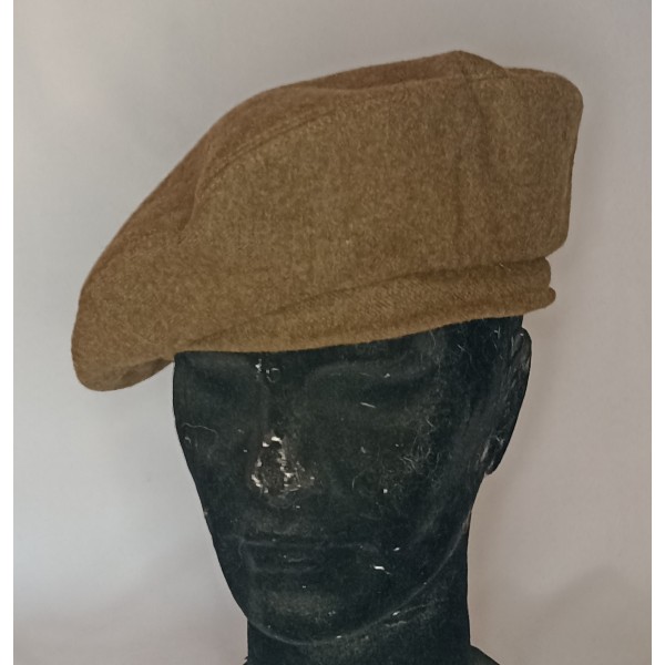 Béret anglais général...