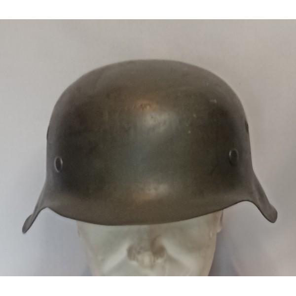 Casque allemand model 1942...