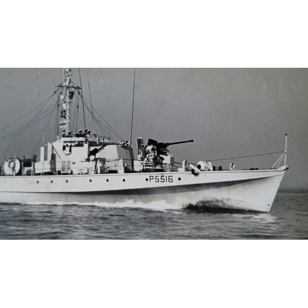 Cadre photo patrouilleur royal navy gb 39/45