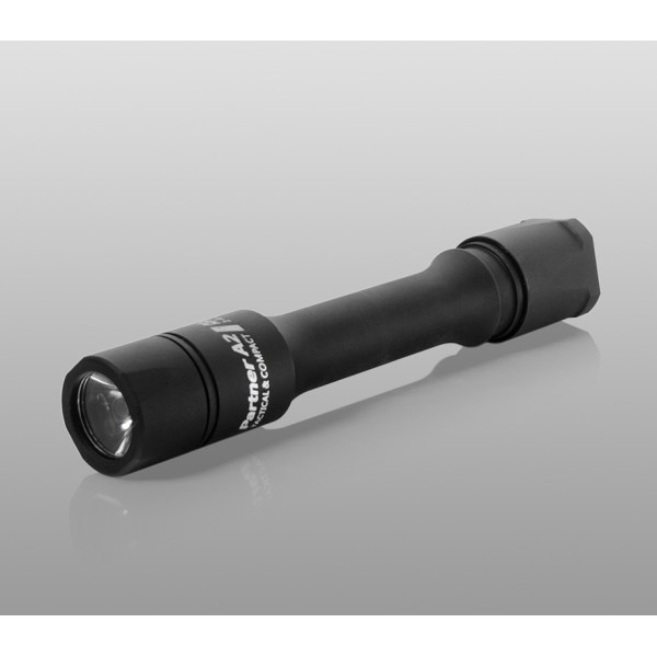 Armytek Partner A2 XP-L White 