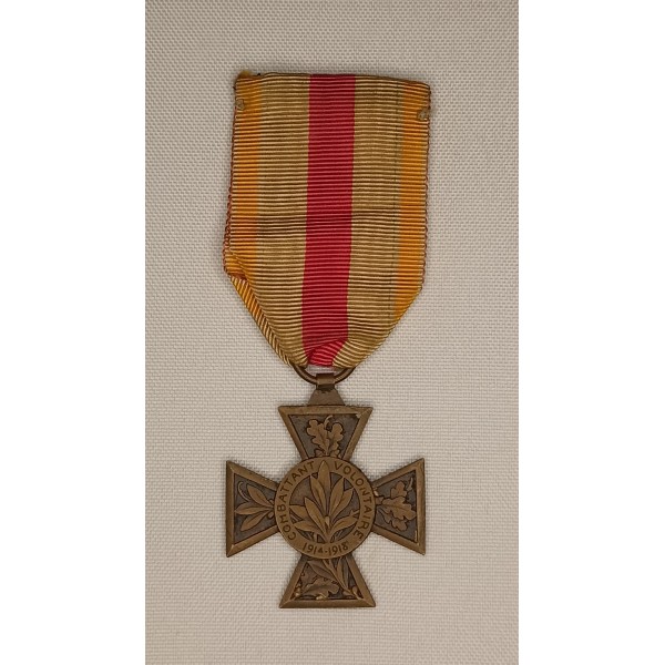 Médaille Croix Combattant...