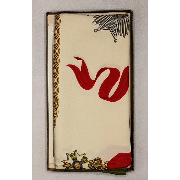 Foulard en soie L.R. Paris de l'Ordre la Légion d'honneur