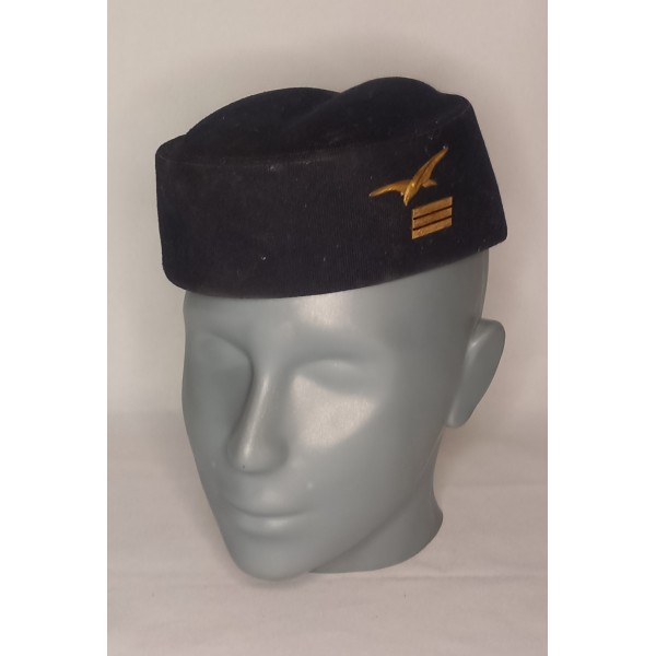 Coiffure de capitaine armée...