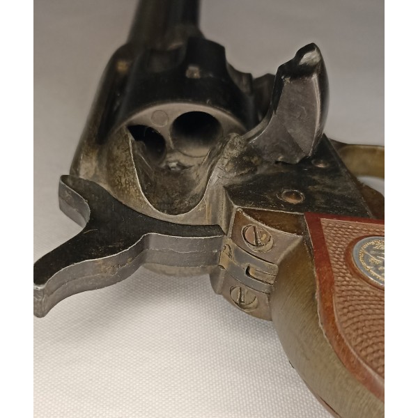 Réplique métal révolver Peacemaker MGC vintage