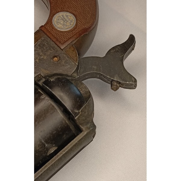 Réplique métal révolver Peacemaker MGC vintage