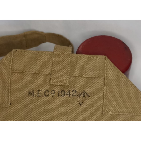 Musette et quart Officier Anglais web 1942 WW2