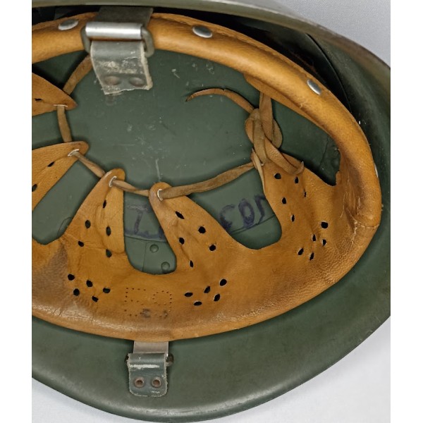 Casque model 1933 d'infanterie Italienne 39/45 WW2