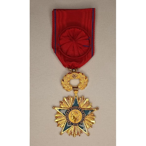 Médaille Officier étoile du...