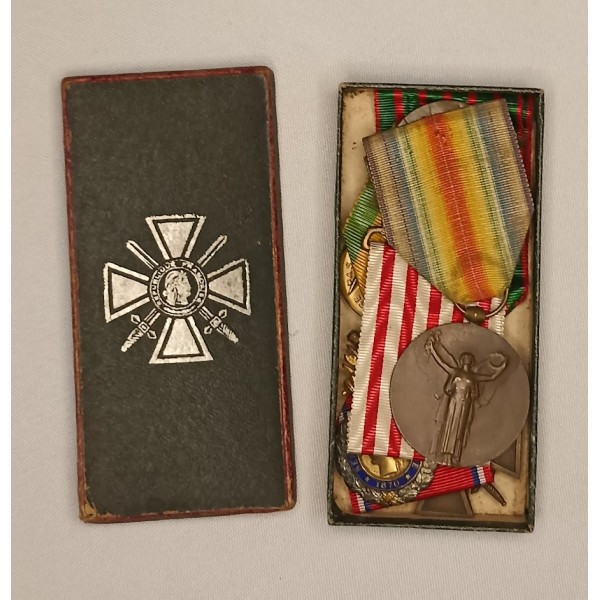 Médailles Poilu guerre 1914/1918 Verdun WW1