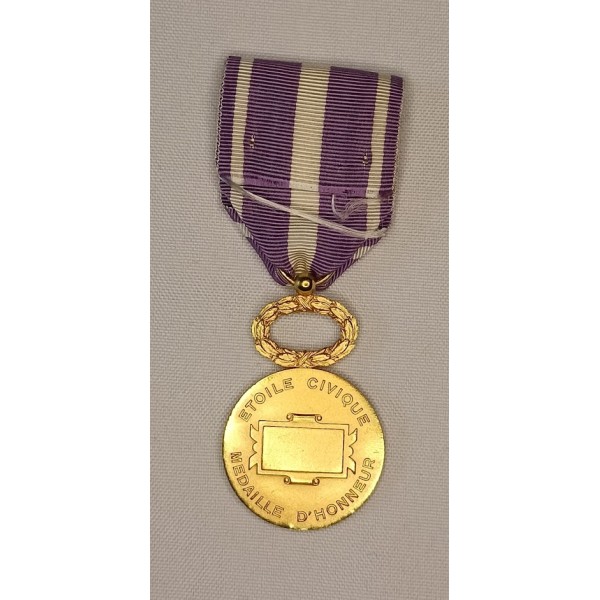 Médaille d'honneur de...