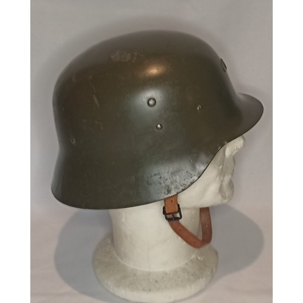 Casque acier Espagnol model 42/79 vintage