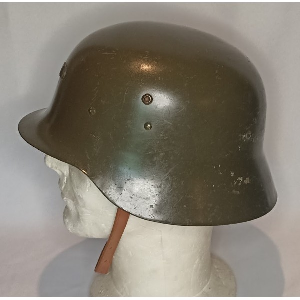 Casque acier Espagnol model 42/79 vintage