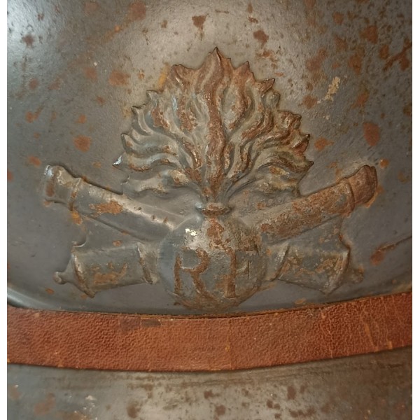 Casque Adrian model 1915 Artillerie bleu horizon WW1