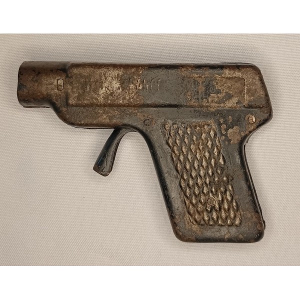 Pistolet jouet à bouchon...