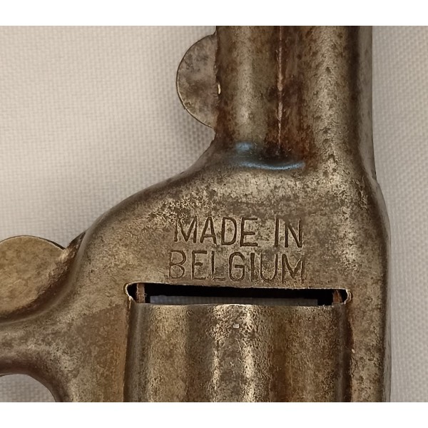 Pistolet jouet ancien en tôle BUFFALO made in Belgium vintage n°16