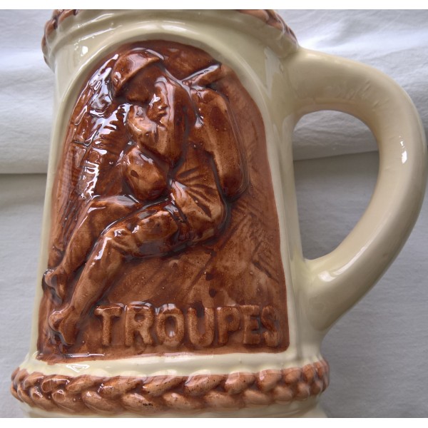 Chope souvenir troupes aéroportées