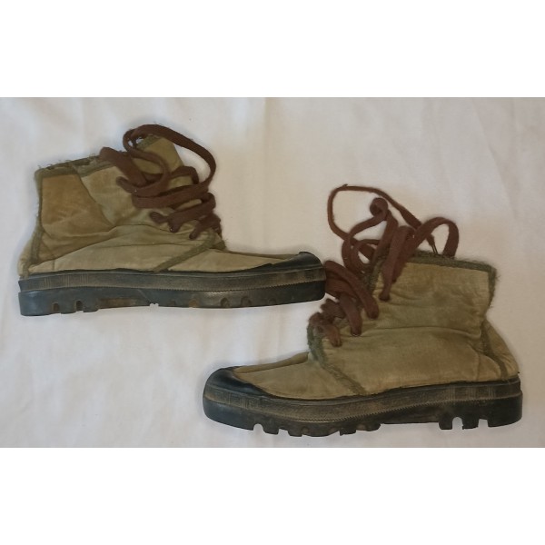 Chaussure de brousse...
