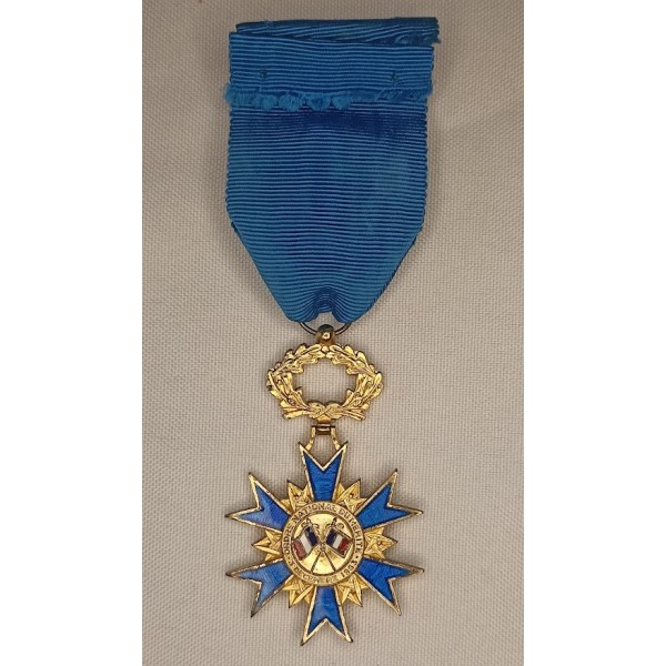 Médaille Ordre National du...