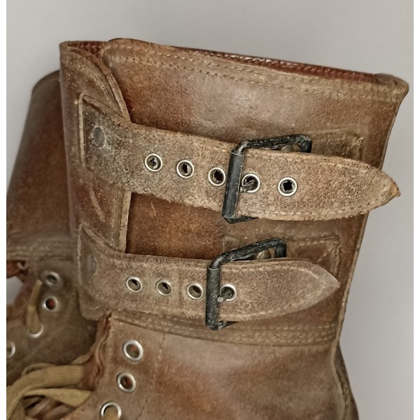 Brodequin model 1952 à jambière Rangers datée1959
