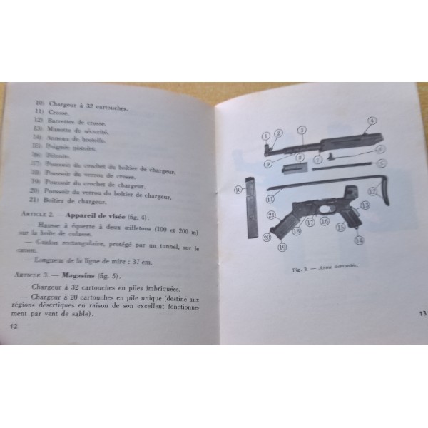 MAT 1021 Pistolet- Mitrailleur de 9 mm modèle 1949