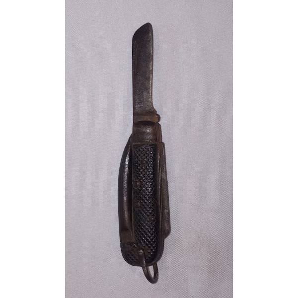 Ancien couteau de poche...