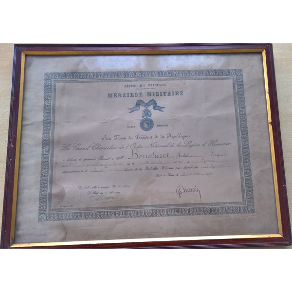 Cadre Médaille Militaire...