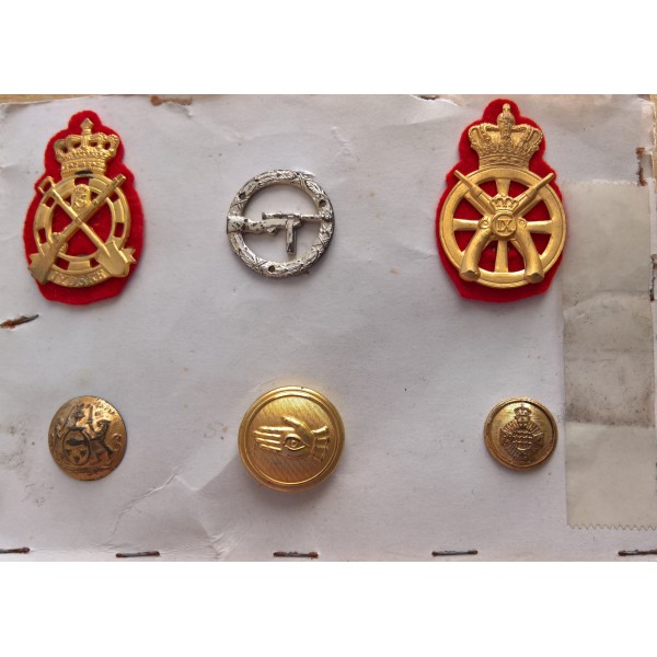 Insignes de bérets et boutons Armée Danoise