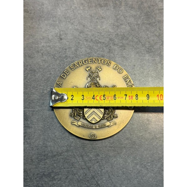 Médaille de table – Escola...