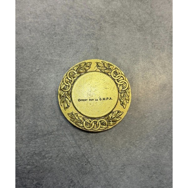 Médaille de table tireur couché motif soldat avec fusil bronze