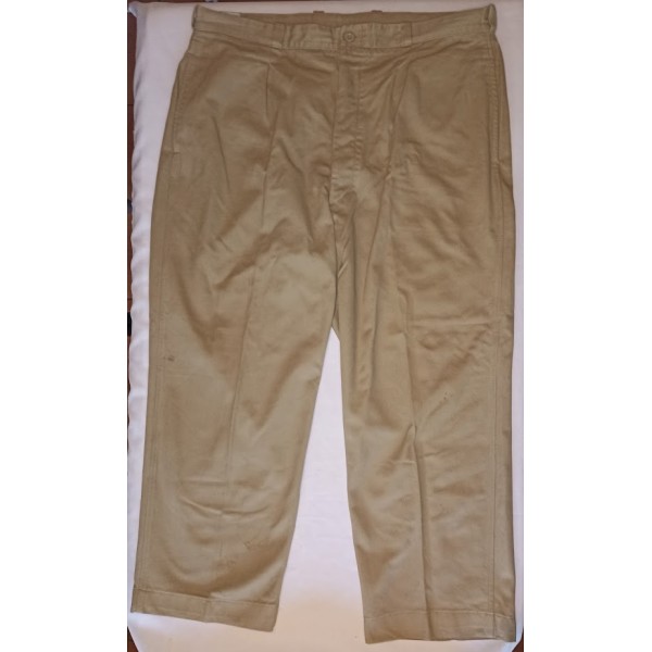 Pantalon beige type Chino...