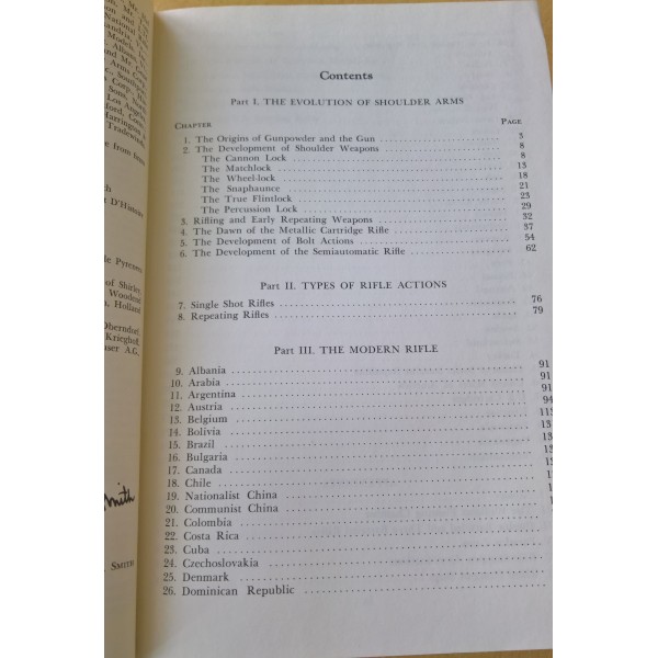 Livre, encyclopédie" The book of rifles "