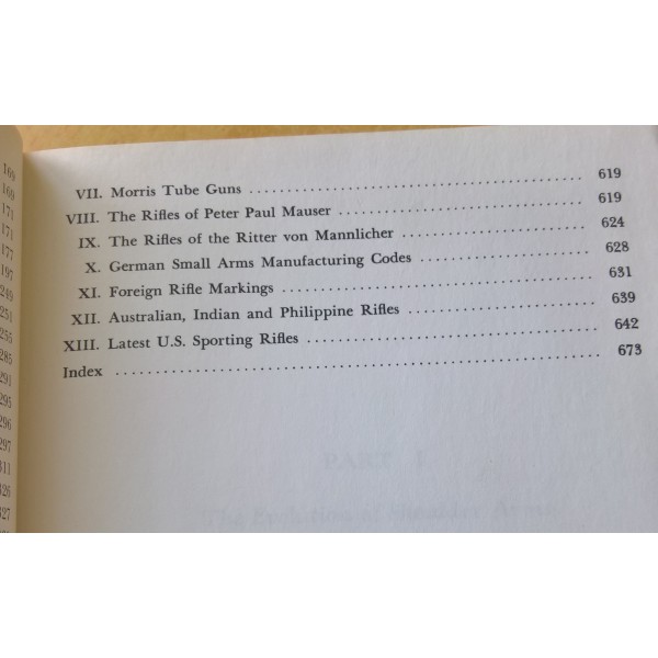 Livre, encyclopédie" The book of rifles "