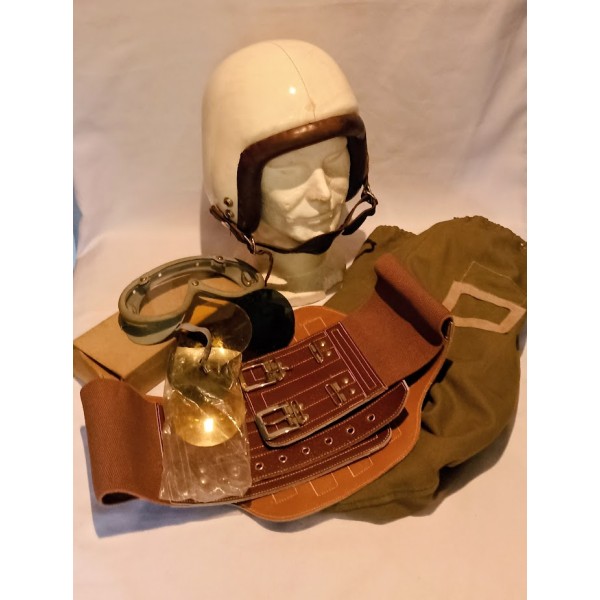 Ensemble pilote casque...