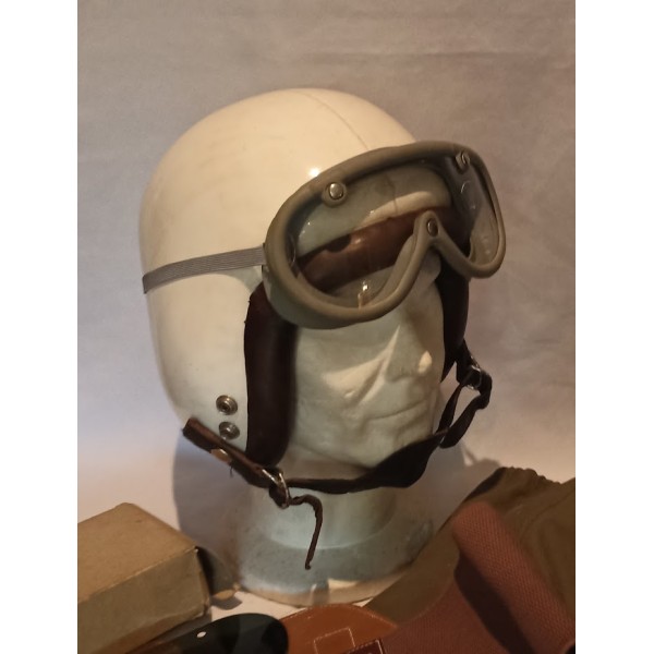 Ensemble pilote casque...