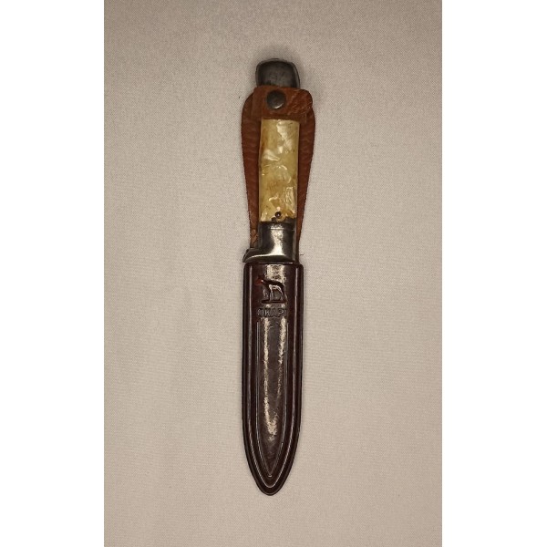 Ancien couteau scout...