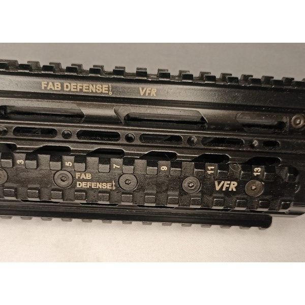 Rail quadruple FAB Défense... Rail quadruple FAB Défense...
