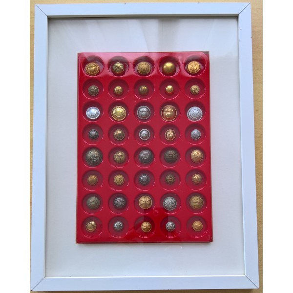 Cadre collection boutons...