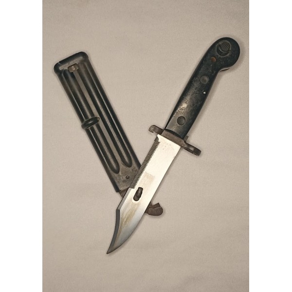 Baïonnette Kalachnikov AK47...