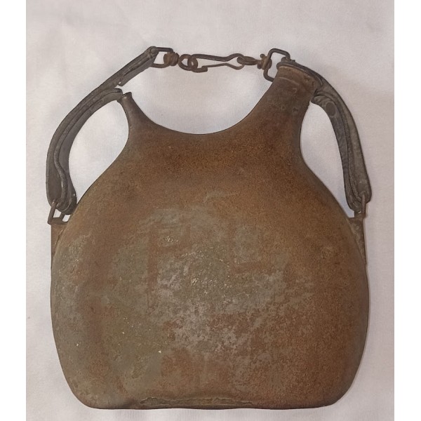 Bidon model 1877 peint sangles 1935 WW2