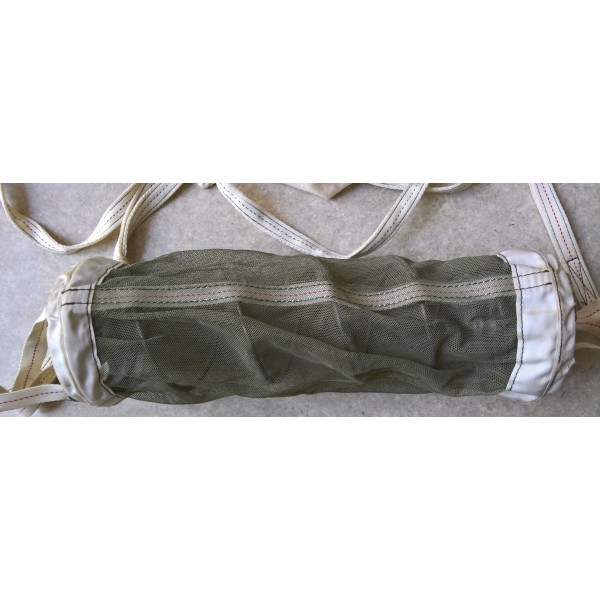 Extracteur de parachute...