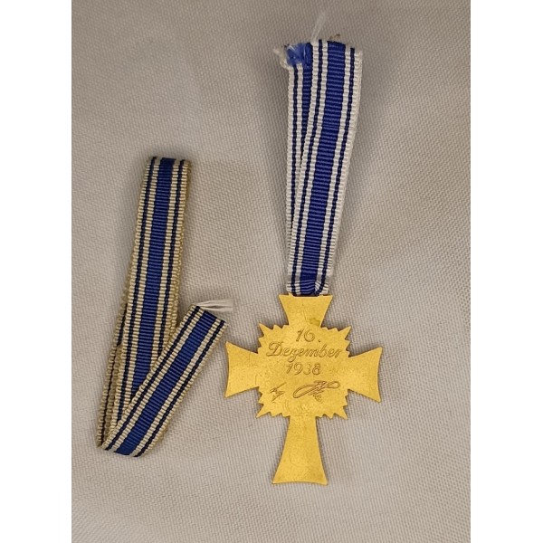 Croix mérite des Mères...