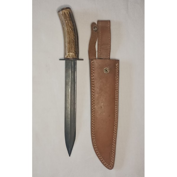 Couteau de chasse dague...