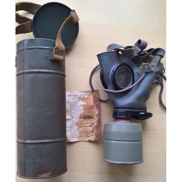 Masque à gaz Français DP...