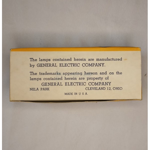 Boite ampoules 24V USA Général Electric Company WW2